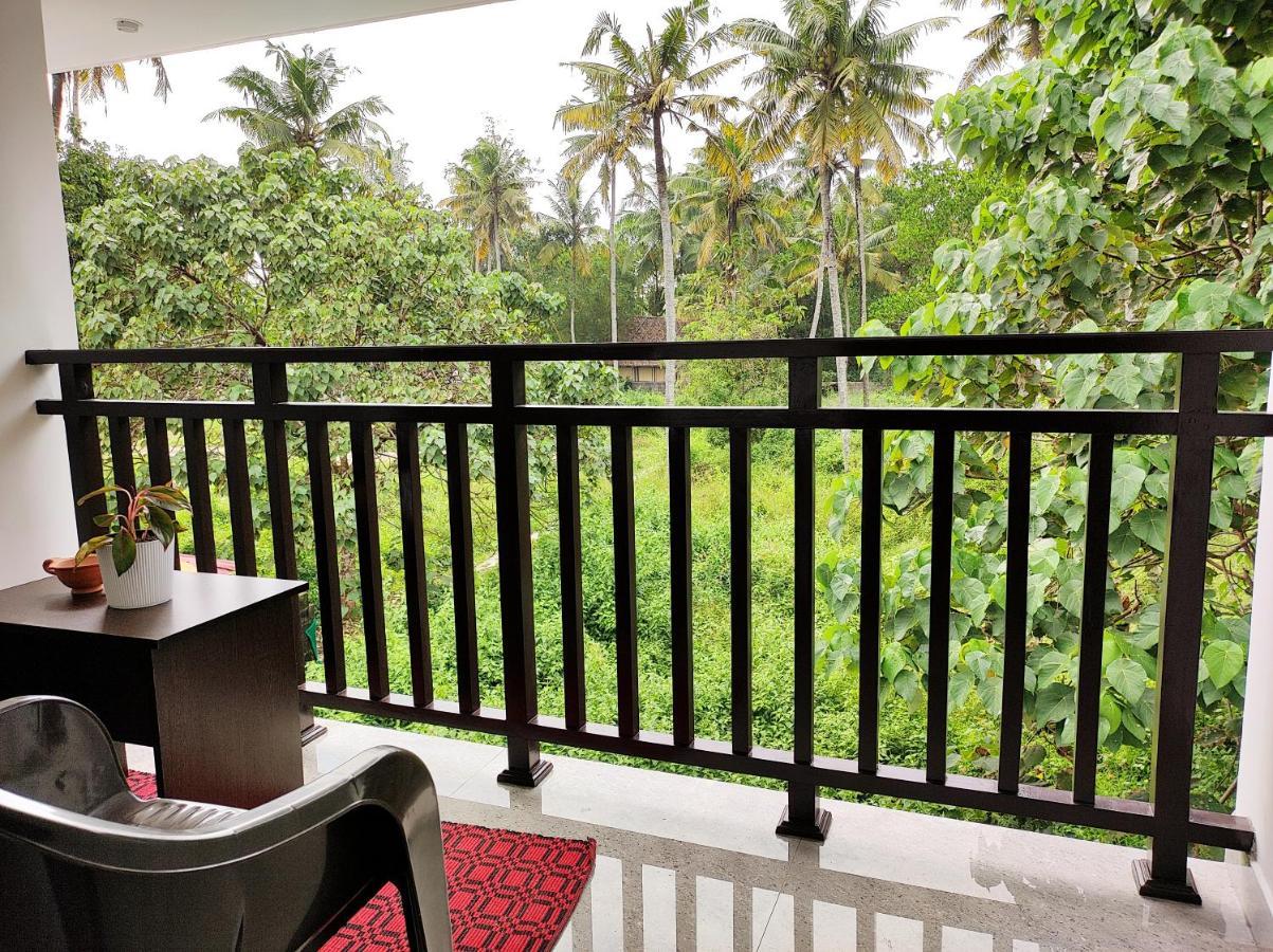 Happy Buddha S4 Aparthotel วาร์คาลา ภายนอก รูปภาพ