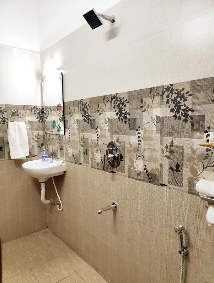 Happy Buddha S4 Aparthotel วาร์คาลา ภายนอก รูปภาพ